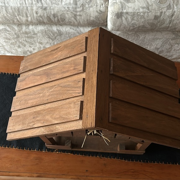 Nativity Stable - Picture 4 of 5